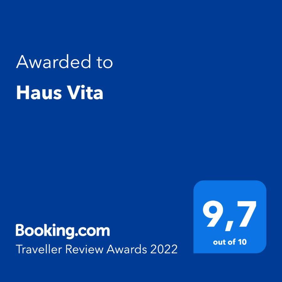Haus Vita Пула Екстериор снимка